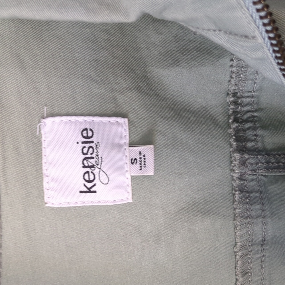 Jacket - Picture 2 of 7